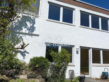 Familienglück mit Panoramablick: Großzügiges Wohnen in Leonbergs Bestlage