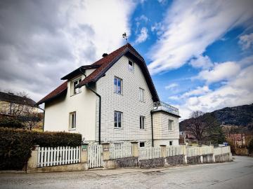 Familienglück mit Panoramablick – Großzügiges Wohnen in Mürzzuschlag