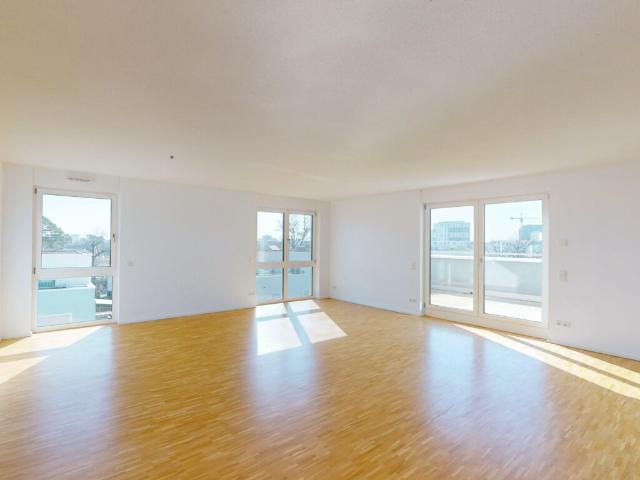 Familienglück auf 132 Quadratmetern: 4 Zimmer Penthousewohnung