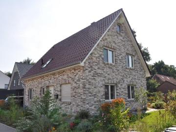 Familienglück im Neubaugebiet Hauptstraße / südlich Kiebitzweg in Wüsting