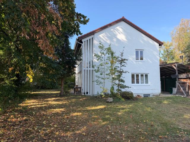 Familienglück im großzügigen Einfamilienhaus in Neusäß