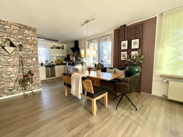Familienglück im Sanierten Einfamilienhaus mit Garten Wohnen in Ruhiger und Zentraler Siedlungslage von Spittal an der Drau!