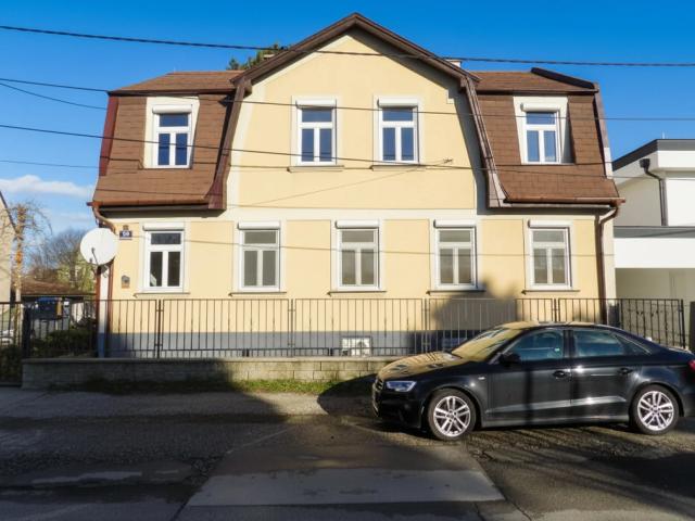 Familienhaus am grünen Stadtrand