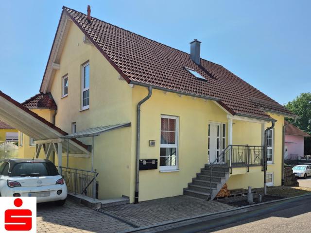 Familienhaus mit Einliegerwohnung in ruhiger Sackgasse!