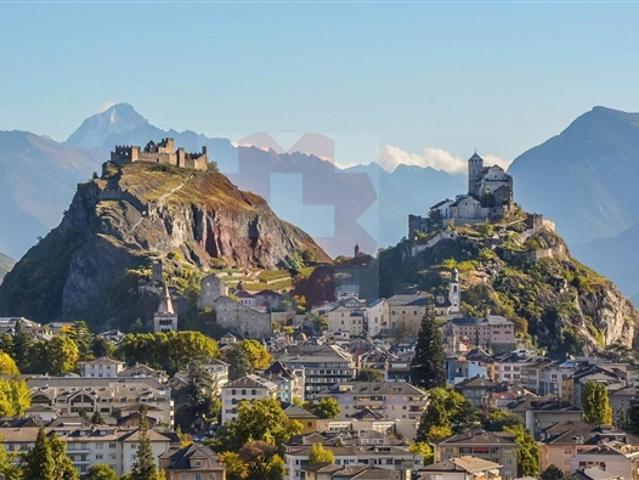 Familienhaus mit Panoramablick und aussergewöhnlichem Renovierungspotenzial Gravelone, Sion