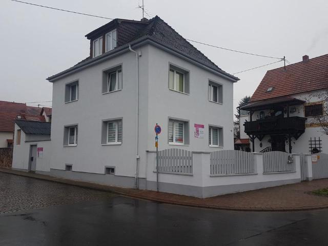 Familienhaus mit Praxisfläche
