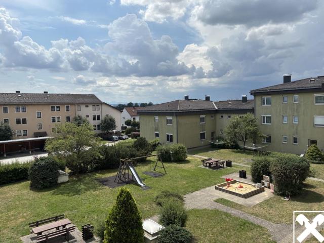 Familienhit: 4 Zimmer Wohnung Saniert Modern Sehr Gepflegt