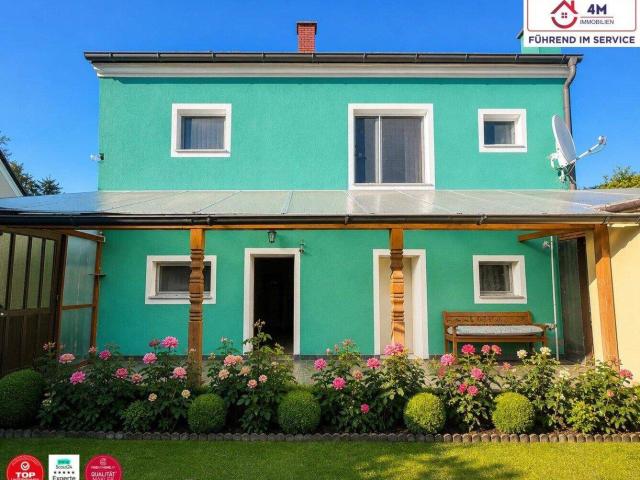Familienhit mit großem Garten, Nebengebäuden und Bahnanschluss
