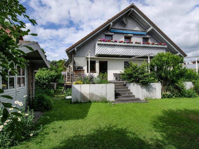 Familienidyll in Mahlsdorf Süd: Einfamilienhaus mit potenzieller Einliegerwohnung & sonnigem Garten