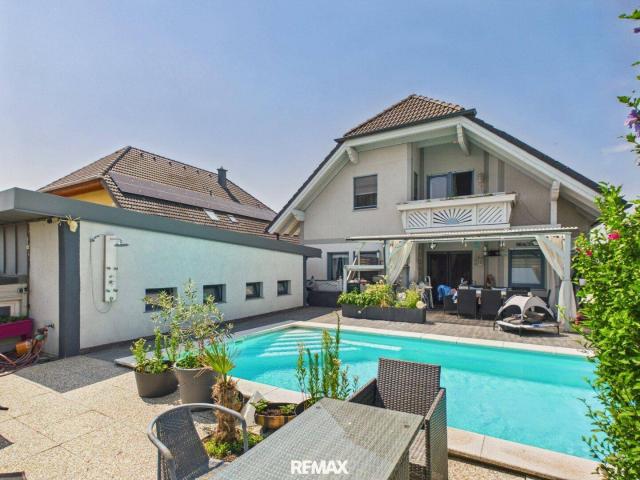 Familienidylle mit moderner Energietechnik, Pool und traumhaftem Garten in Pottendorf