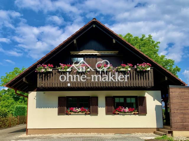 Familienparadies mit großem Garten