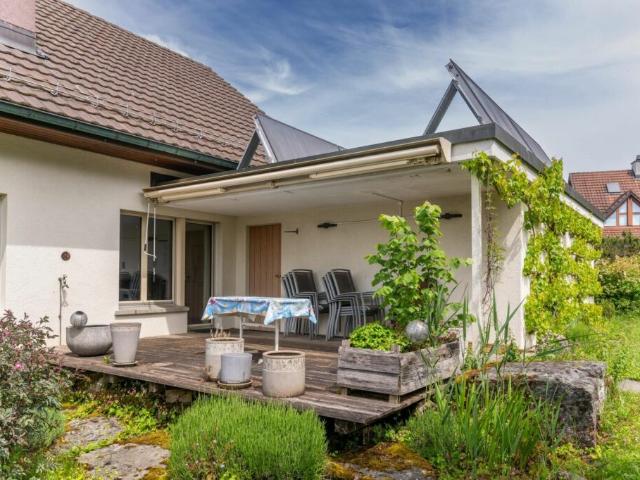 Familienparadies mit grossem Garten