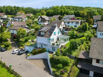 Familienparadies mit sonnigem Garten und modernem Komfort