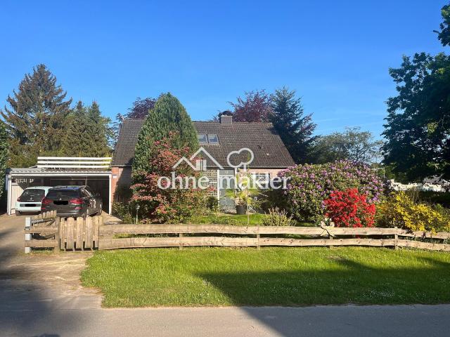 Familienparadies mit Swimmingpool, Tennis und jede Menge Platz!