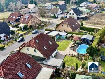 Familienparadies! Komfortables Eigenheim mit Gartenpool und weiteren Extras