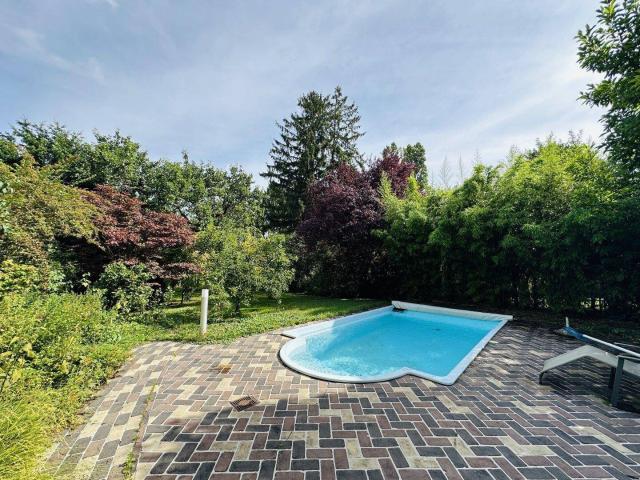 Familienrefugium mit 1.500m² Grundstück und Pool