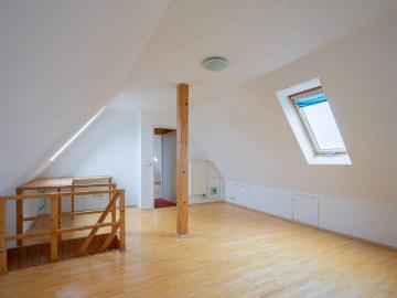 Familientraum Maisonette Wohnung mit Dachterrasse in Ost Nbg!