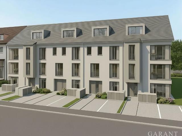 Familientraum in Karlsfeld: Flexibel planen, Kosten sparen Modernes Reiheneckhaus in Top Lage!