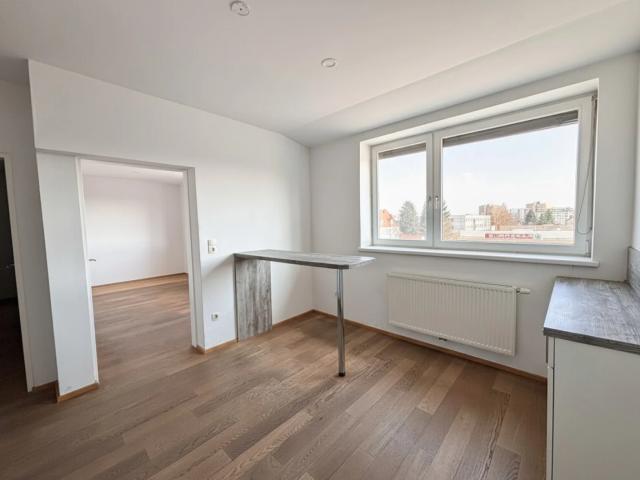 FAMILIENTRAUM+ Lichtdurchflutete 2 Zimmer Wohnung mit extra Küche, in Weiz AB SOFORT verfügbar