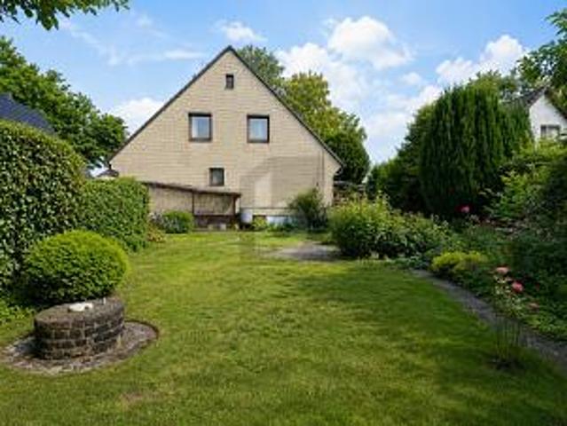 FAMILIENTREFF IM GEMEINSAMEN GARTEN