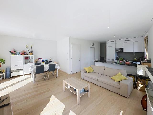 Familienvilla mit Licht, Garten, eine ideale Wohnumgebung in der Nähe aller Annehmlichkeiten