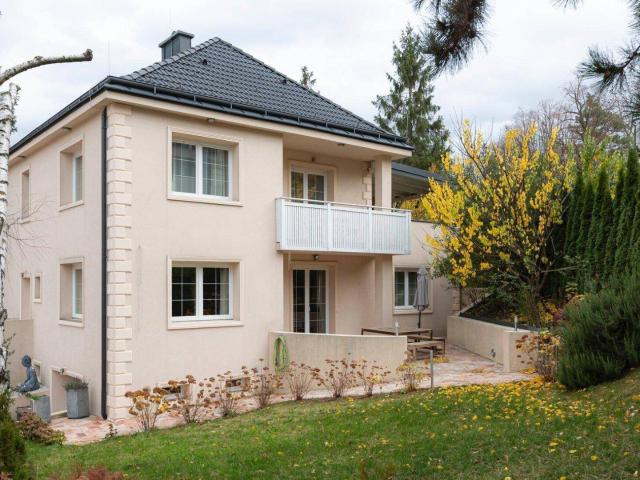 Familienvilla in Hietzinger Grünlage | 576 m² Grund | Garten & Garage