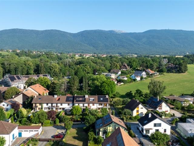 FAMILIENVILLA IN PIGNON MIT GARTEN IN GRÜNER UMGEBUNG