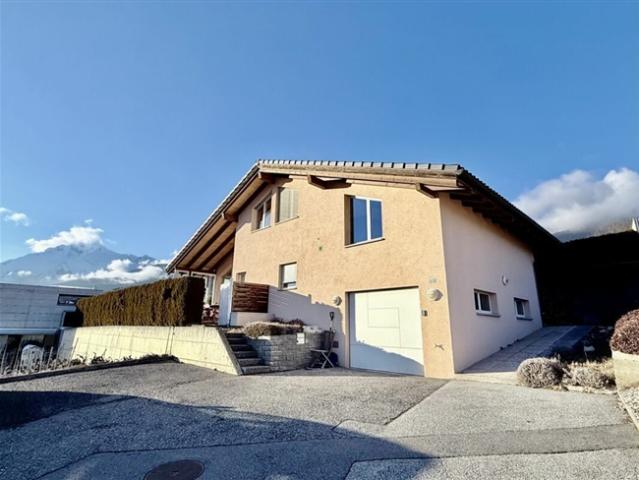 Familienvilla zum Verkauf in Savièse Ormône