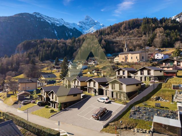 Familienvillen mit atemberaubendem Blick auf das Tal
