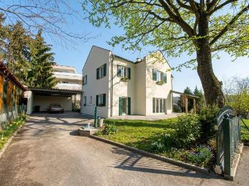 Familienwohntraum in Graz Mariatrost: Generalsaniertes Einfamilienhaus mit großem Garten & sonniger Terrasse | 180 m² WF | 7 Zimmer | Top Infrastruktur