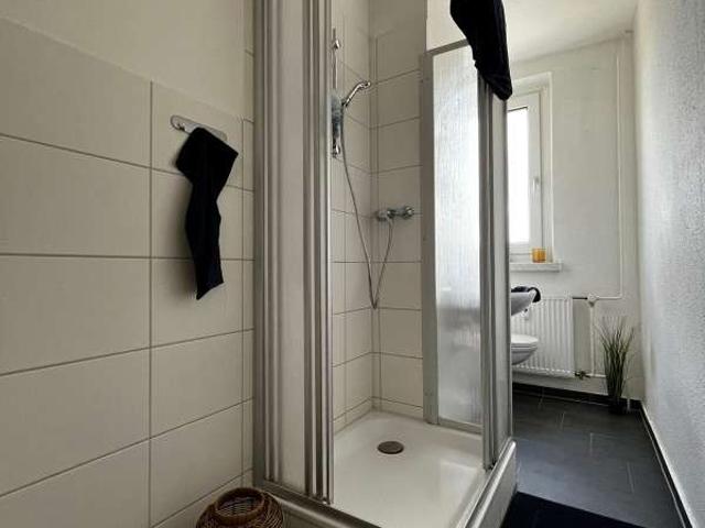 Familienwohnung 4 Zimmer Wohnung mit Balkon!