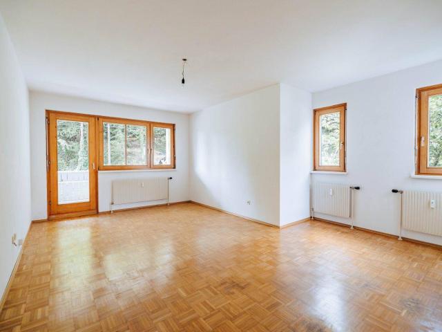FAMILIENWOHNUNG I WEST LOGGIA I 4 ZIMMER I GROßZÜGIG GESCHNITTEN I 1. STOCK I HELL UND GERÄUMIG I PROJEKT WOHNEN