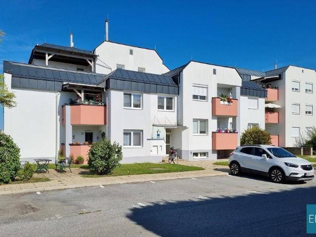 Familienwohnung im 2.OG mit Balkon