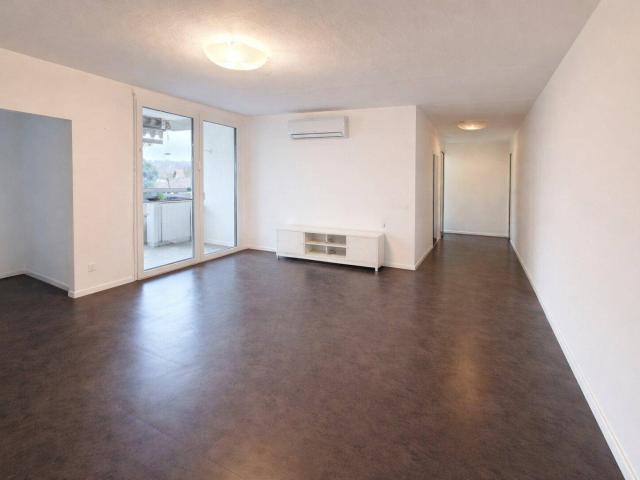 Familienwohnung im Grünen – Nähe Lobau | Balkon | Parkplatz