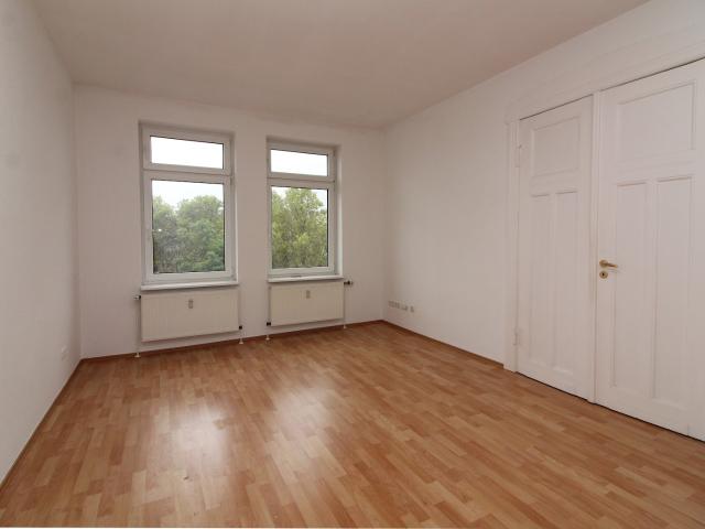 FAMILIENWOHNUNG in ZENTRALER LAGE