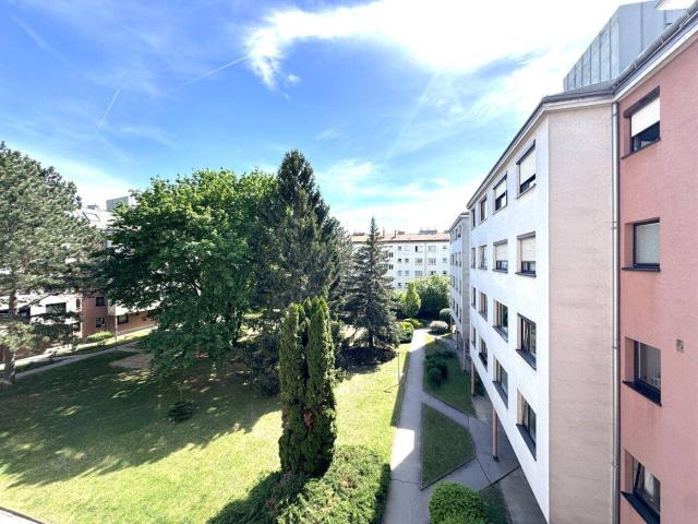 FAMILIENWOHNUNG IN PARKÄHNLICHER ANLAGE NAHE PERCHTOLDSDORF