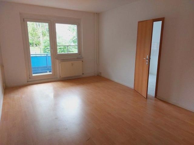 Familienwohnung mit Balkon ab sofort wieder verfügbar