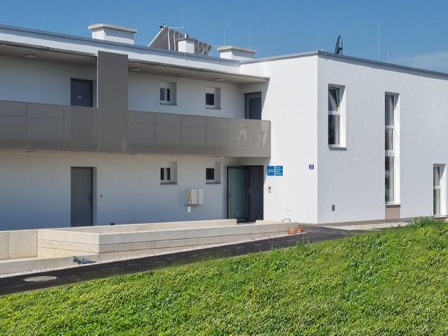 Familienwohnung mit Balkon im 1. OG