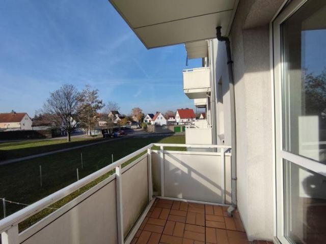 Familienwohnung mit Balkon im 1.OG