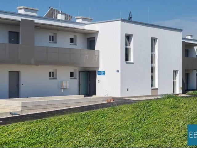 Familienwohnung mit Balkon im 1. OG