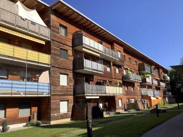 Familienwohnung mit Carport