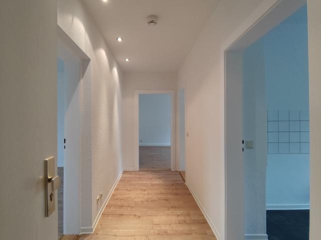 FAMILIENWOHNUNG mit DREI ZIMMERN