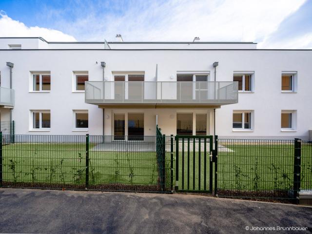 Familienwohnung mit Garten!
