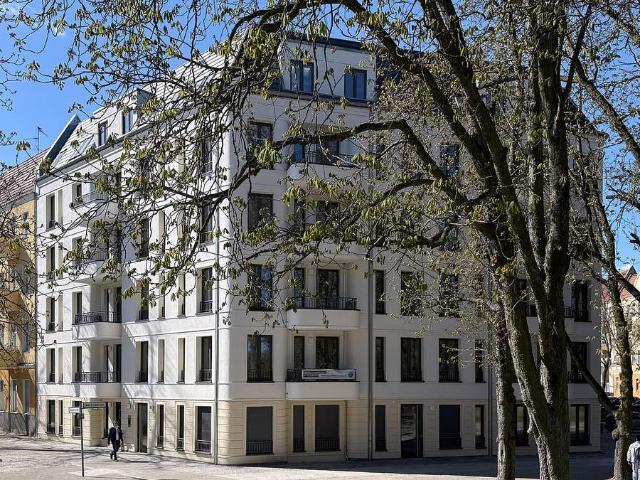Familienwohnung mit Seeblick und 2 Balkonen