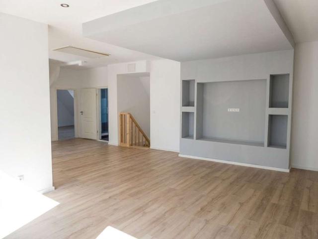Familienwohnung mit Westbalkon und Gartenanteil in Schloß Ricklingen