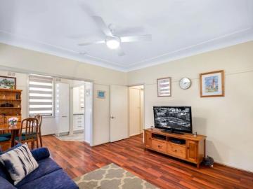 Family 3 bedroom home with air conditioning