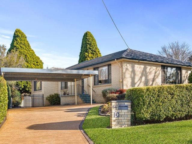 Family Comfort with a Huge Garage, Studio & Double Carport