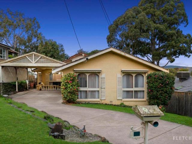 Family Comfort with an Expansive Alfresco Escape