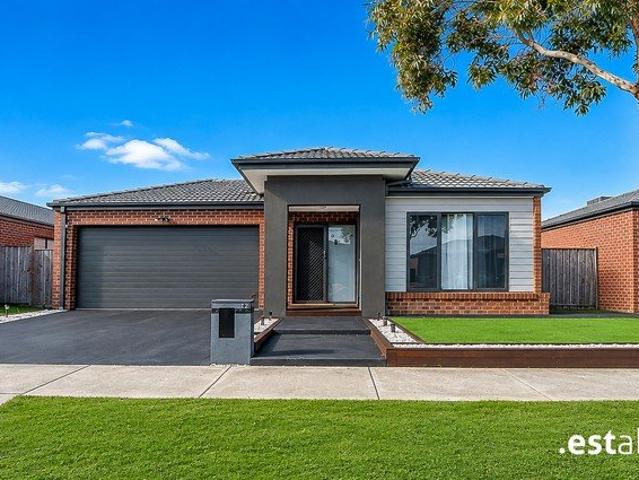 Family Comfort with Solar Savings in the Heart of Saltwater Coast