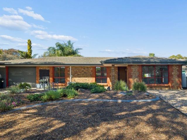 Family Comfort with Space to Grow on a Generous 588sqm Allotment